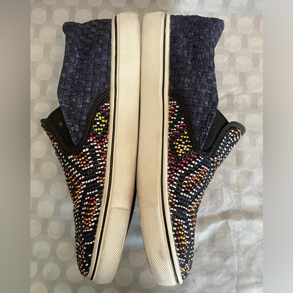 Beautiful Bernie Mev Slip on 6.5 - Picture 4 of 7